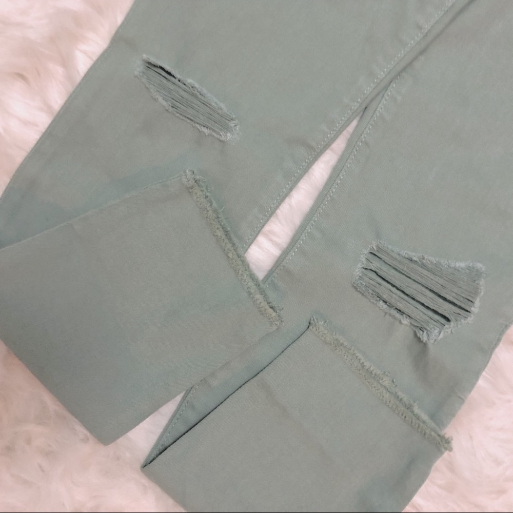 NEW GAP High Rise Skinny Jeans (Destructed)